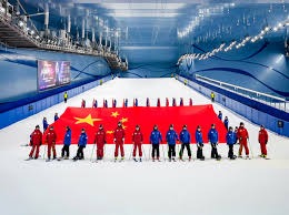 牛啊！中国姑娘创历史引关注，曾为中国斩获首金，世界杯再迎突破